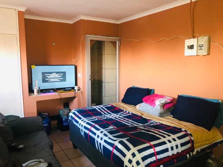 8 Bedroom Property for Sale in Rustenburg Central North West